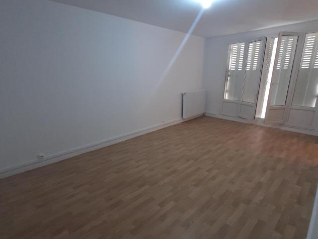 Studio · 32 m²