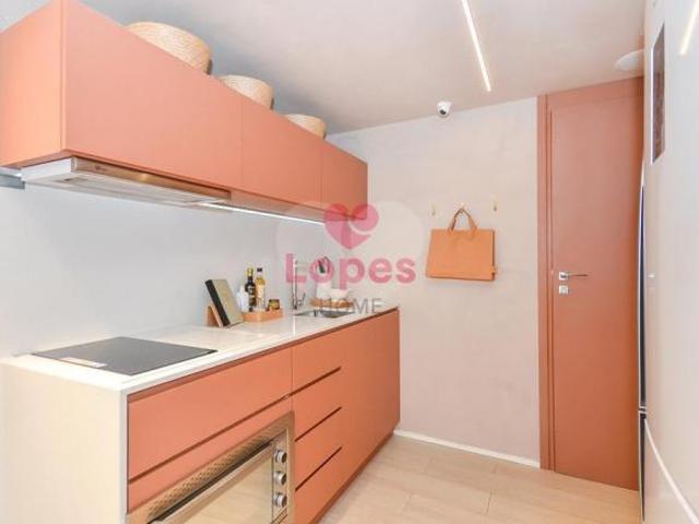 Studio 33 M² com vaga de garagem 041 99710 46 52