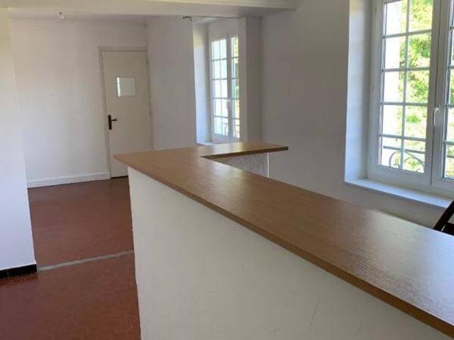 STUDIO 33M² VIENNE MALISSOL