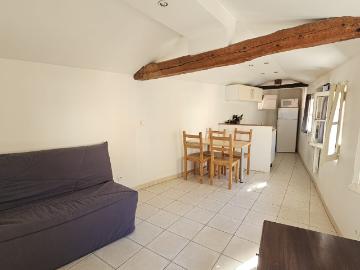 Studio à louer à Alpes - Cuisine équipée