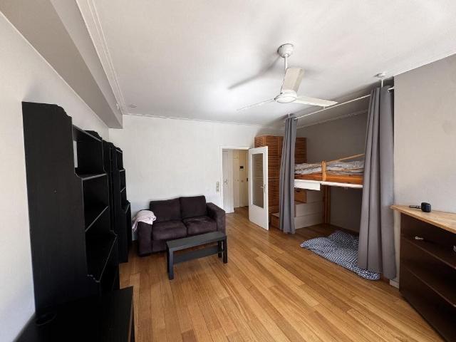 Studio 37 m² meublé à louer – Quartier Cambre Étoile