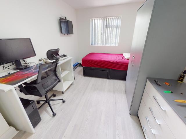 Studio 7, 176 Bournbrook Road Birmingham Similar Properties