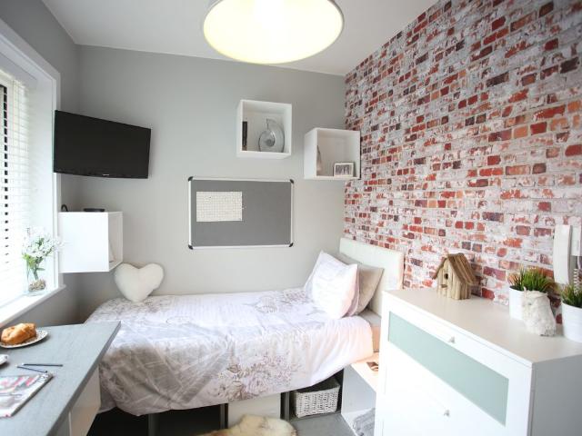 Studio 4, 44 London Road, Luton, Bedfordshire LU1, Studio to rent, £675 pcm | PrimeLocation