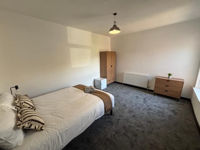 STUDIO 4,127 ST HELENS ROAD, ECCLESTON PARK, ST HELENS. L34 2QA