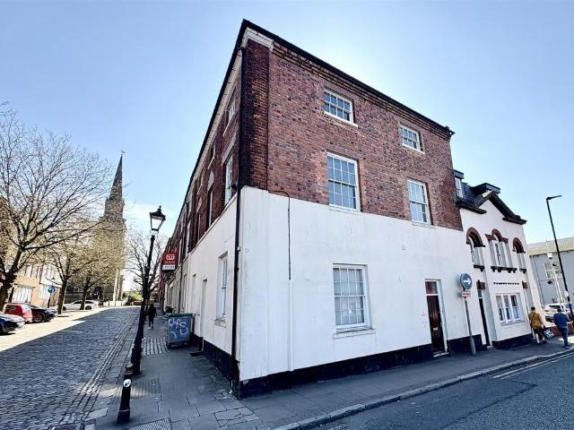 Studio 4, 12 Temple Street. Studio to rent £595 pcm £137 pw