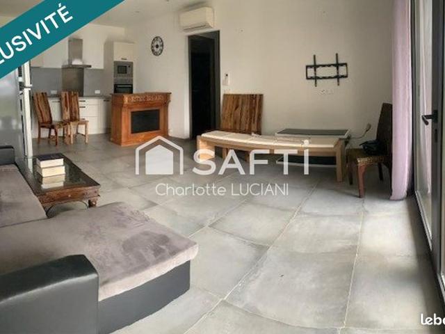 Studio 4 pièces 90 m²