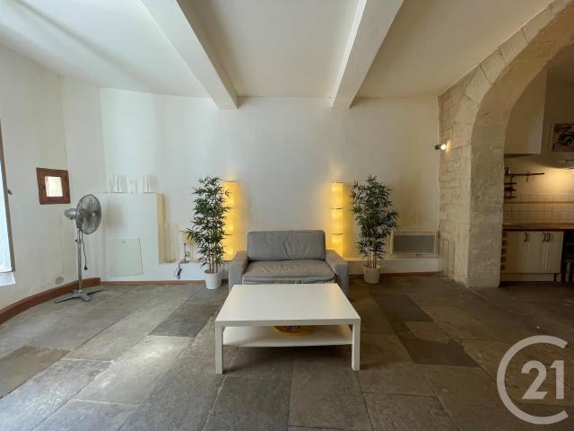 Studio 50 m²