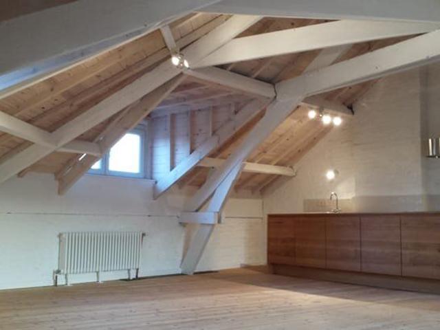 Studio 60 m2 near Sint Jacobsplein Car parking space