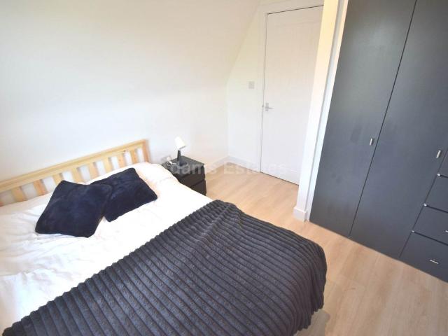 Studio 6, Cholmeley Road, Reading RG1, Studio to rent, £1,175 pcm | PrimeLocation