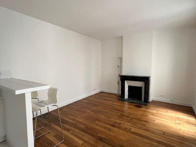Studio 75002 Paris 30.54m²