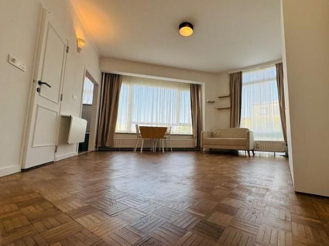 Studio € 750 + € 220