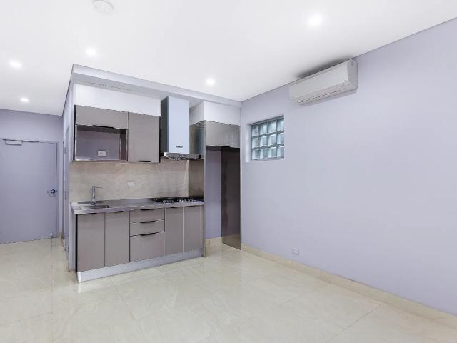 studio 8/11 Stuart Street, Concord West