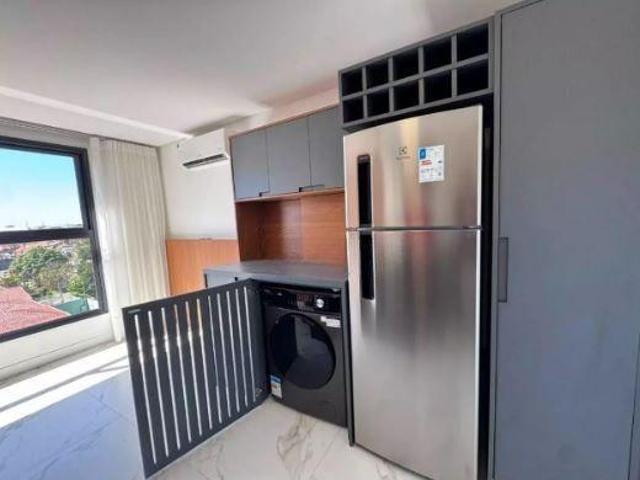 Studio com 1 dormitório, 31 m² venda por R$ 380.000 ou aluguel por R$ 2.350/mês Guabirotuba Cu