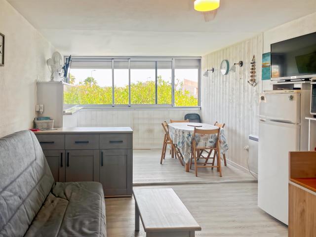 Studio cabine à Marseillan Plage avec loggia et parking 29m² Marseillan