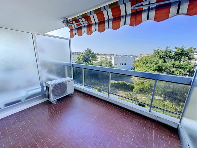 Studio cabine Terrasse aperçu Mer 25m² Antibes