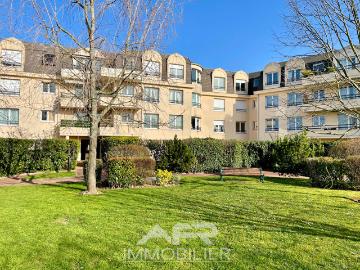 STUDIO CARRIERES SUR SEINE