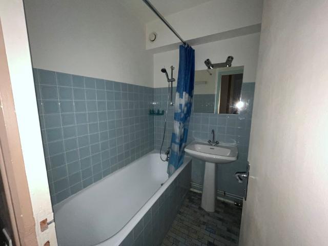 STUDIO CENTRE VILLE BURES SUR YVETTE