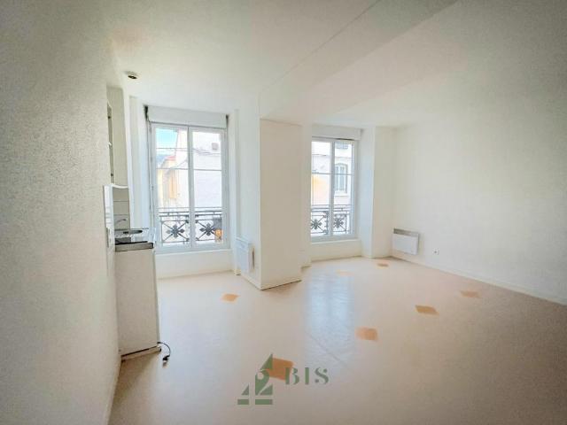STUDIO CENTRE VILLE DE ROANNE