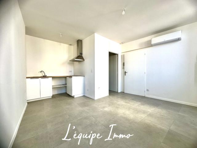 Studio centre ville de Samatan environ 21 m2