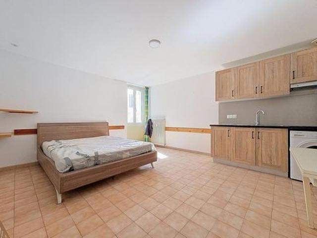 Studio clé en main à 50 mètres des thermes, idéal pour un investissement rentable au cœur de Lamalou les Bains