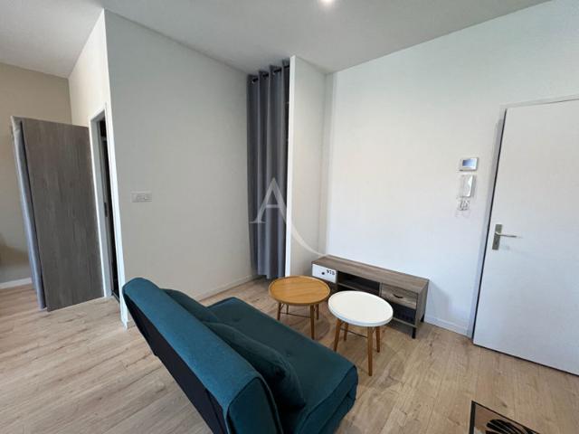 STUDIO CLIMATISE RENOVE QUARTIER 4 CHEMINS