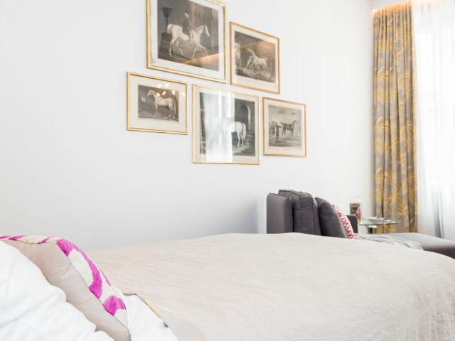 Studio Close to City Center, Vienna Amsterdam Apartments for Rent