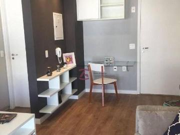 Praça Primeiro de Maio, São Paulo - Academia