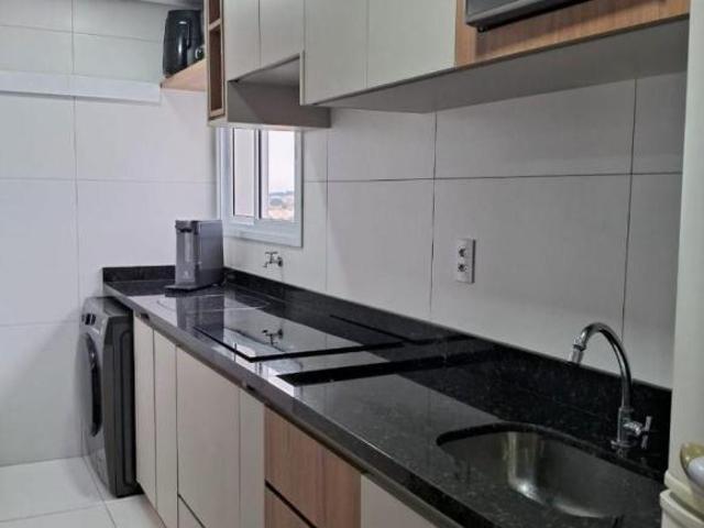 Studio à venda em condomínio no Jardim Pedroso, Indaiatuba SP, ótima localização, todo planejado, ót