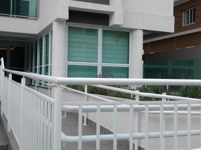 Studio a venda no Alto da XV, 22 m² privativos, sacada, semi mobiliado