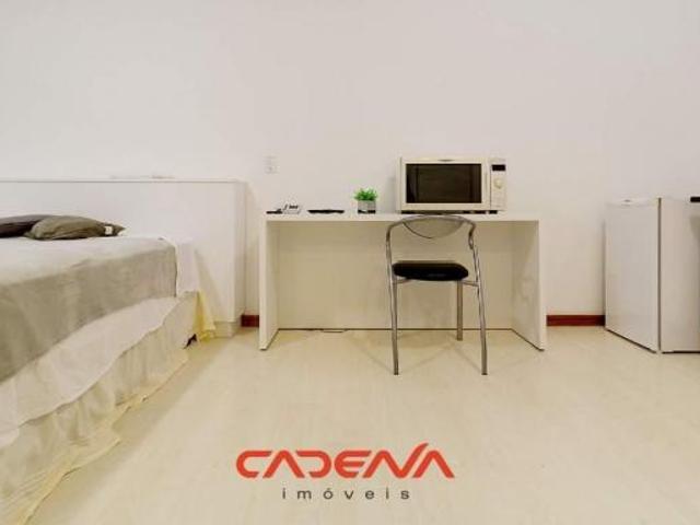 Studio à venda no Centro de Curitiba
