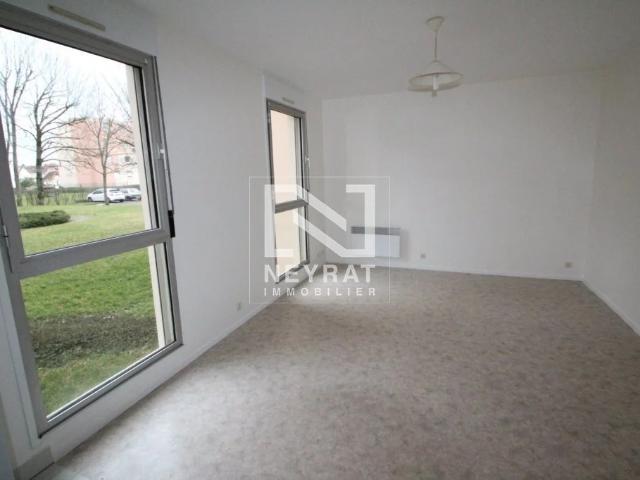 STUDIO A LOUER 5 RUE DOCTEUR JEAN BAPTISTE MORLOT 21000 DIJON 26 m2 450 € charges comprises par mois: Immobilier DIJON | Neyrat Immobilier