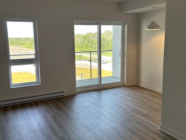 Studio à Louer 1230 avenue de la croisé app408, Lachenaie Terrebonne 12 photos | Logis Québec