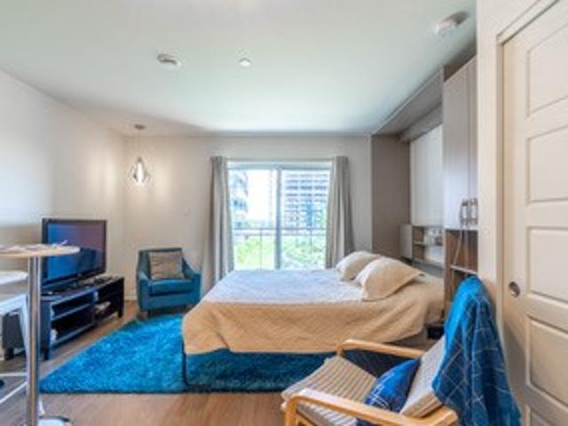 Studio à Louer 1900 Rue Emile Martineau, Laval des Rapides Laval 11 photos | Logis Québec