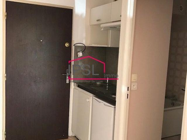 Studio à louer, 1 pièce Melun 77000
