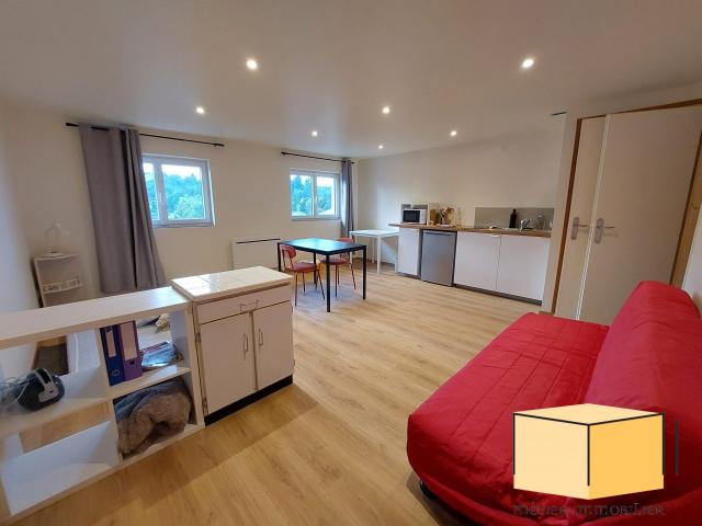 Studio à louer, 1 pièce Belley 01300