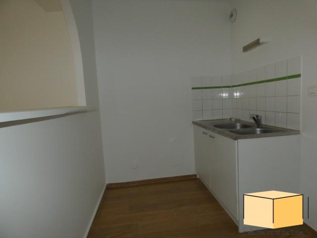 Studio à louer, 1 pièce Belley 01300