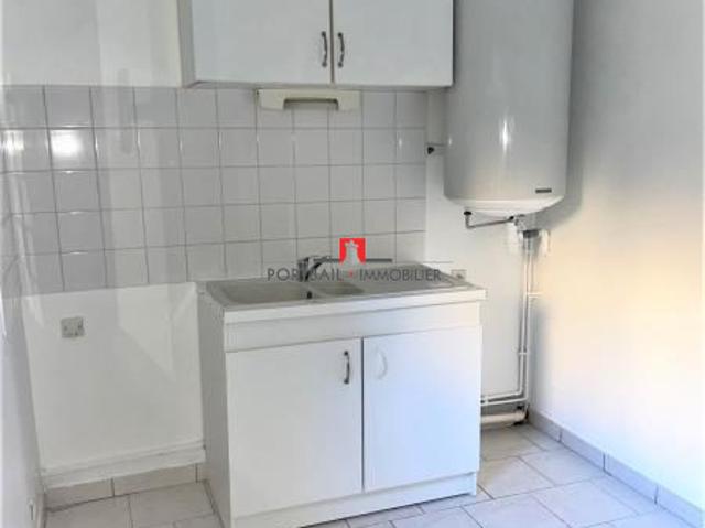 Studio à louer, 1 pièce Blaye 33390