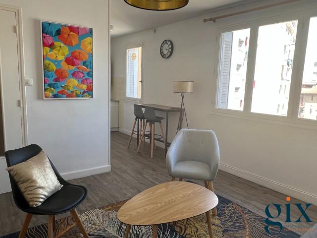 Studio à louer, 1 pièce Grenoble 38000