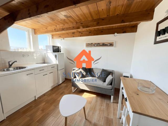 Studio à louer, 1 pièce Toulon 83000