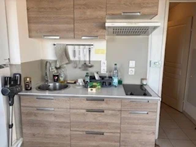 STUDIO A LOUER VENISSIEUX Centre Ville 32.46 m2 770 € charges comprises par mois: Immobilier VENISSIEUX | Agence immobilière à Lyon Galyo