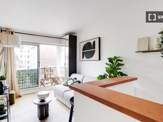 Studio à louer à Muette Nord, Paris