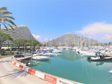 STUDIO à LOUER à MARINA BAIE DES ANGES