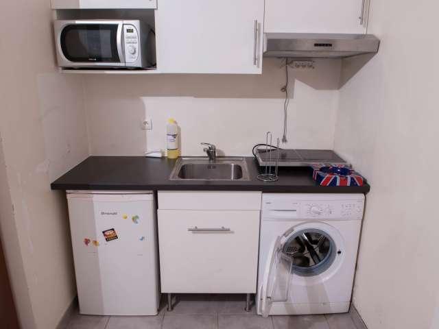 Studio à louer à Montreau Le Morillon, Paris