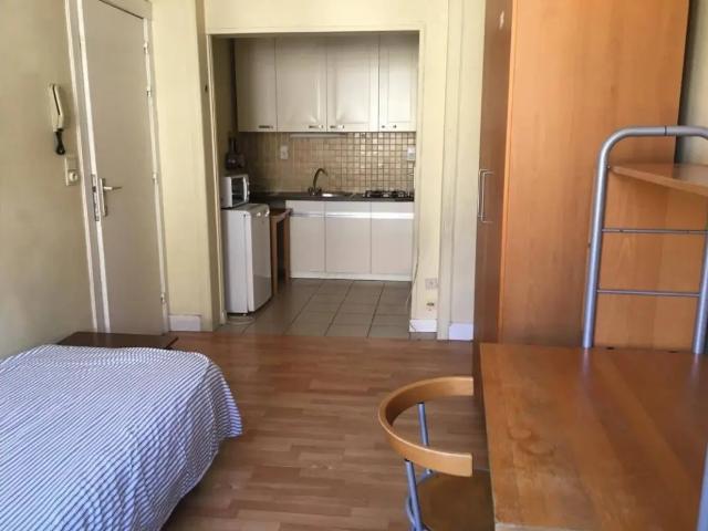Studio à louer à Avenue Georges Henri 405 Etterbeek