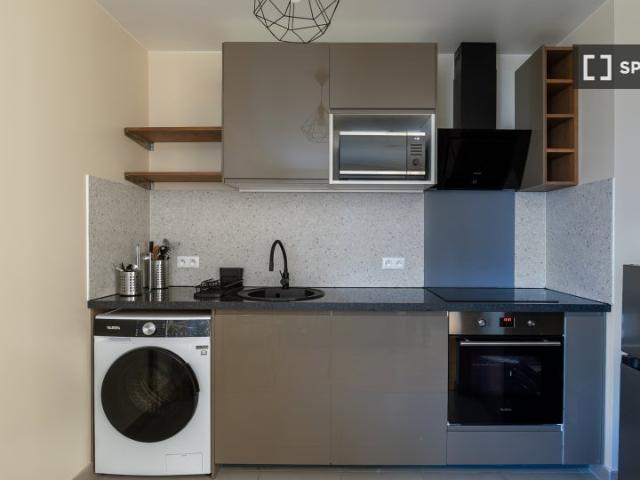 Studio à louer à Ax Majeur, Cergy