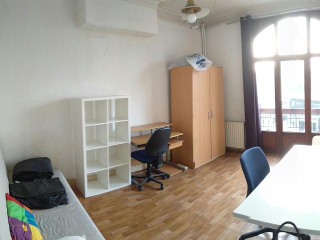 Studio à louer à Anderlecht, Avenue Paul Janson