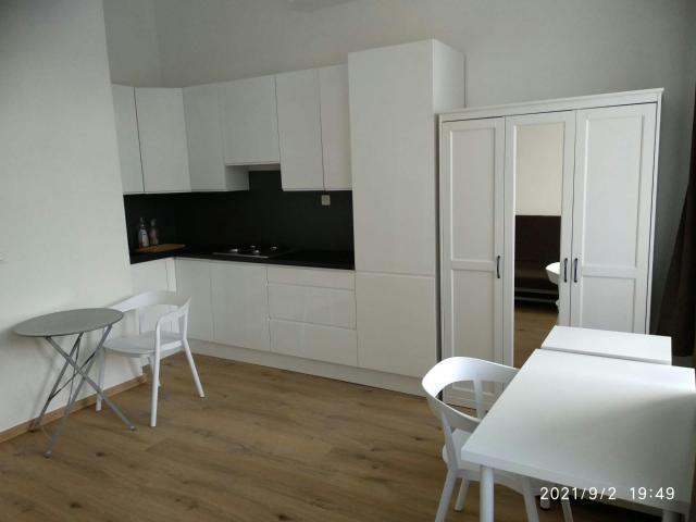 Studio à louer à Anderlecht, Avenue Paul Janson