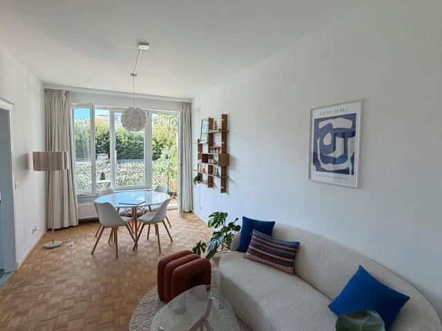 Studio à louer à Antwerpen, Montebellostraat