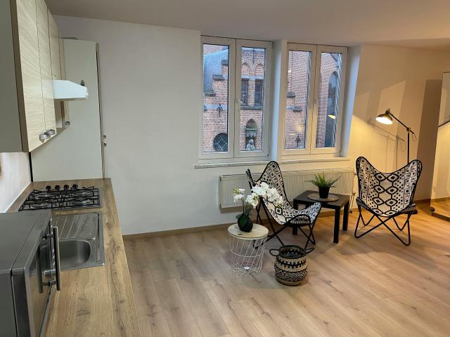Studio à louer à Antwerpen, Onderwijsstraat