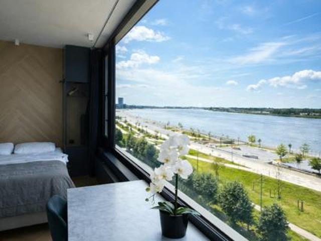 Studio à louer à Antwerpen, Sint Michielskaai